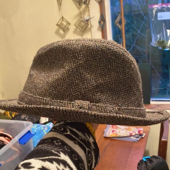 Stylish Tweed Fedora Hat - Picture 7 of 10